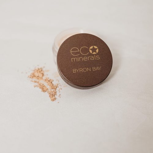 Flawless Mineral Foundation box