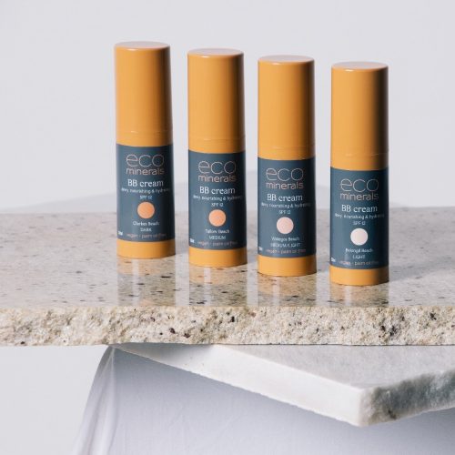 Viser alle 4 pumpe flaskene med BB-cream