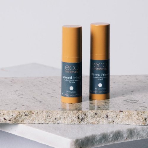 Viser to flasker med mineral primer